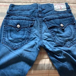 True Religion 33x32